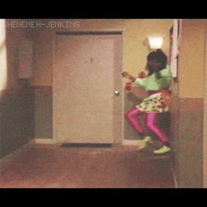 Meet your Posher, Aprille